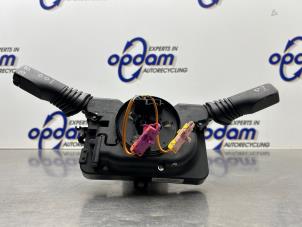 Gebruikte Licht + Raw Schakelaar Opel Zafira (M75) 2.2 16V Direct Ecotec Prijs € 100,00 Margeregeling aangeboden door Gebr Opdam B.V.
