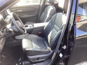 Gebruikte Bekleding Set (compleet) Nissan X-Trail (T33) 1.5 VC-T e-POWER e-4ORCE 12V Prijs op aanvraag aangeboden door Gebr Opdam B.V.