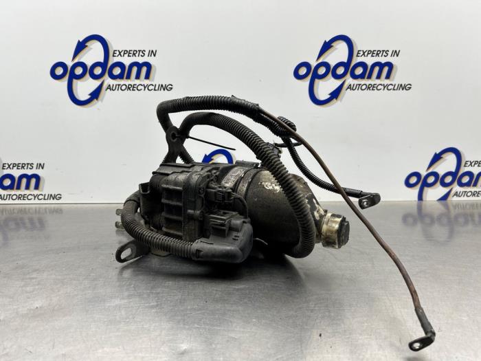 Gebruikte Stuurpomp Opel Zafira (M75) 2.2 16V Direct Ecotec Prijs € 350,00 Margeregeling aangeboden door Gebr Opdam B.V.