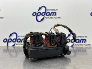 Gebruikte Zekeringkast Citroen C3 (FC/FL/FT) 1.4 Prijs € 150,00 Margeregeling aangeboden door Gebr Opdam B.V.