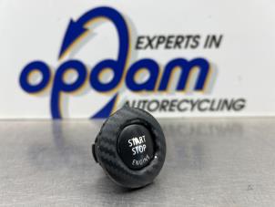 Gebruikte Start/Stop schakelaar BMW 1 serie (E81) 116i 1.6 16V Prijs € 20,00 Margeregeling aangeboden door Gebr Opdam B.V.