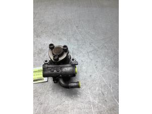 Gebruikte Pomp Servo Volkswagen Crafter 2.5 TDI 30/32/35/46/50 Prijs € 80,00 Margeregeling aangeboden door Gebr Opdam B.V.