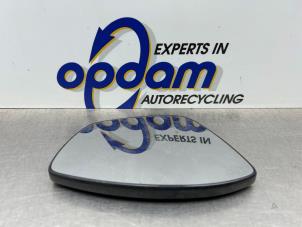 Gebruikte Spiegelglas rechts Peugeot 308 (L3/L8/LB/LH/LP) 1.2 12V e-THP PureTech 130 Prijs € 20,00 Margeregeling aangeboden door Gebr Opdam B.V.