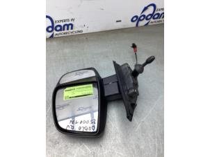 Gebruikte Buitenspiegel rechts Fiat Doblo Cargo (263) 1.4 T-Jet 16V Natural Power Prijs € 60,50 Inclusief btw aangeboden door Gebr Opdam B.V.