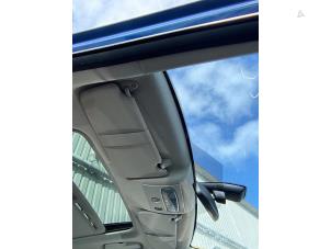 Gebruikte Zonneklep Ford C-Max (DM2) 1.8 16V Prijs € 50,00 Margeregeling aangeboden door Gebr Opdam B.V.