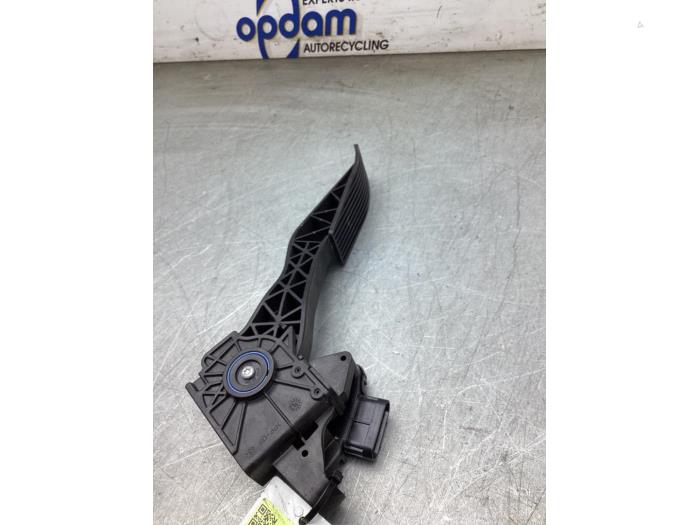 Gebruikte Sensor Gaspedaalpositie Opel Meriva (B) 1.4 Turbo 16V ecoFLEX Prijs € 30,00 Margeregeling aangeboden door Gebr Opdam B.V.