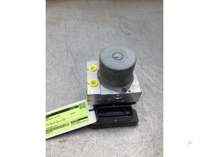 Gebruikte ABS Pomp Hyundai i20 1.4i 16V Prijs € 100,00 Margeregeling aangeboden door Gebr Opdam B.V.