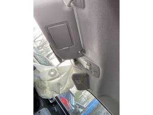 Gebruikte Zonneklep Citroen C4 Cactus (0B/0P) 1.2 PureTech 82 12V Prijs € 50,00 Margeregeling aangeboden door Gebr Opdam B.V.