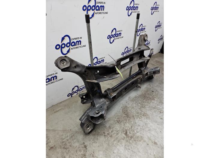 Subframe van een Kia Sportage (QL) 1.6 GDI 16V 4x2 2018