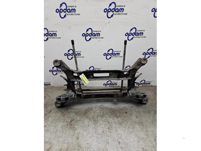 Subframe van een Kia Sportage (QL) 1.6 GDI 16V 4x2 2018