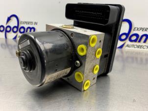 Gebruikte ABS Pomp BMW 1 serie (E87/87N) 120d 16V Prijs € 125,00 Margeregeling aangeboden door Gebr Opdam B.V.