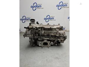 Gebruikte Cilinderkop Opel Karl 1.0 12V Prijs € 250,00 Margeregeling aangeboden door Gebr Opdam B.V.