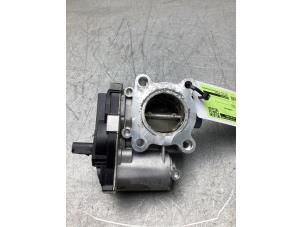 Gebruikte Gasklephuis Opel Karl 1.0 12V Prijs € 50,00 Margeregeling aangeboden door Gebr Opdam B.V.