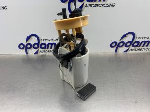 Gebruikte Tank element Pomp Volkswagen Polo V (6R) 1.4 TDI 12V 90 Prijs € 75,00 Margeregeling aangeboden door Gebr Opdam B.V.