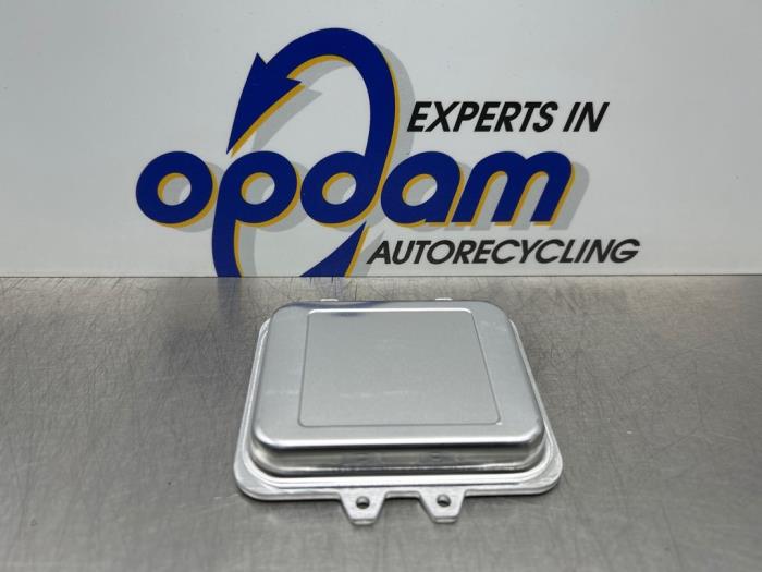 Nieuwe Xenon module Opel Insignia Prijs € 75,00 Inclusief btw aangeboden door Gebr Opdam B.V.