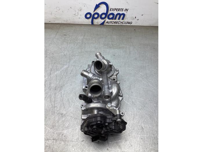 Gebruikte Waterpomp Volkswagen Golf VII (AUA) 1.5 TSI Evo BlueMotion 16V Prijs € 75,00 Margeregeling aangeboden door Gebr Opdam B.V.