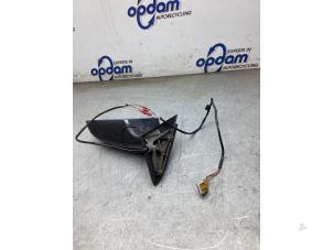 Gebruikte Spiegel Buiten links Audi A4 (B7) 3.2 FSI V6 30V Quattro Prijs € 35,00 Margeregeling aangeboden door Gebr Opdam B.V.