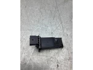 Gebruikte Luchtregelklep Opel Karl 1.0 12V Prijs € 20,00 Margeregeling aangeboden door Gebr Opdam B.V.