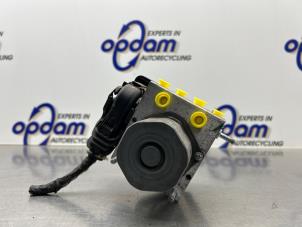 Gebruikte ABS Pomp Smart Fortwo Coupé (453.3) 1.0 12V Prijs € 200,00 Margeregeling aangeboden door Gebr Opdam B.V.