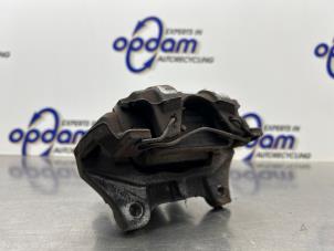 Gebruikte Remklauw (Tang) links-voor Smart Fortwo Coupé (453.3) 1.0 12V Prijs € 75,00 Margeregeling aangeboden door Gebr Opdam B.V.