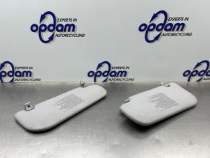 Gebruikte Zonneklep Kia Picanto (BA) 1.0 12V Prijs € 40,00 Margeregeling aangeboden door Gebr Opdam B.V.