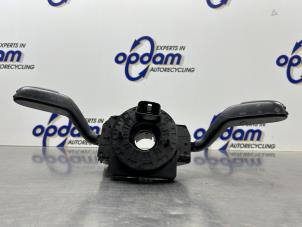 Gebruikte Combischakelaar Stuurkolom Volkswagen Multivan T5 (7E/7HC/7HF/7HM) 2.5 TDi Prijs € 100,00 Margeregeling aangeboden door Gebr Opdam B.V.