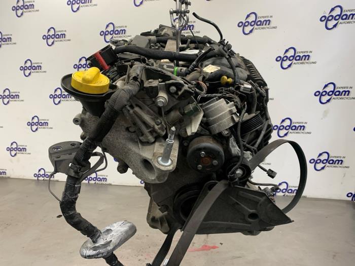 Gebruikte Motor Smart Fortwo Coupé (453.3) 1.0 12V Prijs € 699,00 Margeregeling aangeboden door Gebr Opdam B.V.