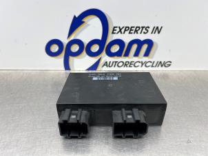 Gebruikte Comfort Module Volkswagen Golf IV (1J1) 2.3 V5 GTI Prijs € 50,00 Margeregeling aangeboden door Gebr Opdam B.V.