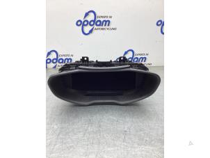 Gebruikte Kilometerteller KM Skoda Kamiq 1.0 TSI 12V Prijs € 475,00 Margeregeling aangeboden door Gebr Opdam B.V.