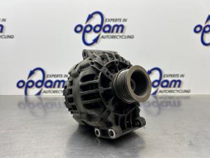 Gebruikte Dynamo Renault Megane (EA) 2.0i 16V Prijs € 50,00 Margeregeling aangeboden door Gebr Opdam B.V.