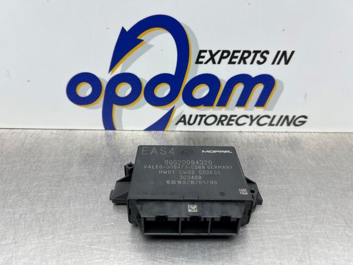 Gebruikte Module PDC Fiat 500C (312) 0.9 TwinAir 80 Prijs € 50,00 Margeregeling aangeboden door Gebr Opdam B.V.