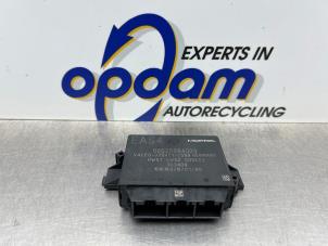 Gebruikte PDC Module Fiat 500C (312) 0.9 TwinAir 80 Prijs € 50,00 Margeregeling aangeboden door Gebr Opdam B.V.