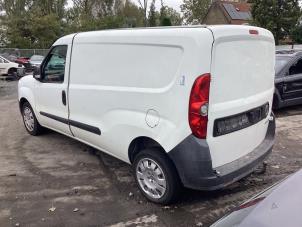 Gebruikte Tank Klep Fiat Doblo Cargo (263) 1.3 MJ 16V Euro 4 Prijs € 35,00 Margeregeling aangeboden door Gebr Opdam B.V.
