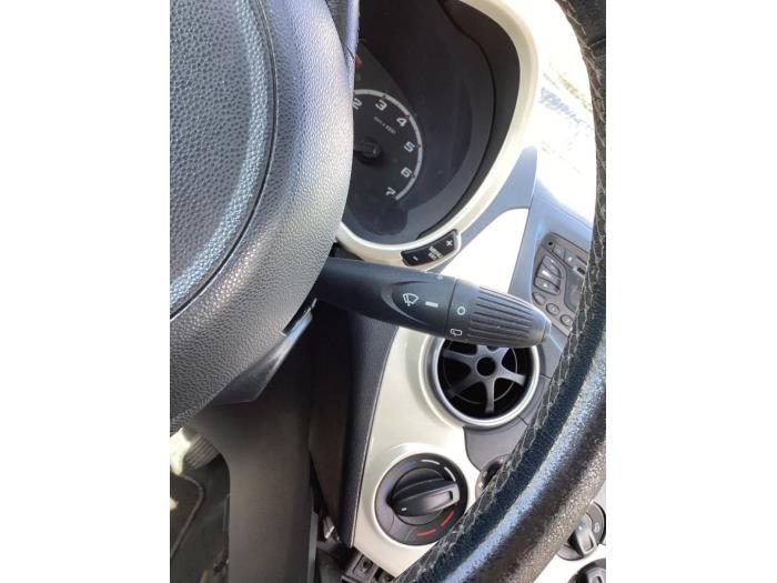 Combischakelaar Stuurkolom van een Ford Ka II 1.2 2009