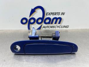 Gebruikte Deurgreep 4Deurs rechts-voor Kia Picanto (BA) 1.0 12V Prijs € 25,00 Margeregeling aangeboden door Gebr Opdam B.V.