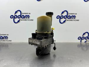 Gebruikte Pomp Servo Renault Kangoo Express (FC) 1.5 dCi 60 Prijs € 200,00 Margeregeling aangeboden door Gebr Opdam B.V.