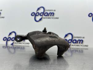 Gebruikte Remklauw (Tang) links-voor Chevrolet Spark (M300) 1.0 16V Bifuel Prijs € 40,00 Margeregeling aangeboden door Gebr Opdam B.V.