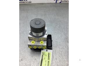 Gebruikte ABS Pomp Audi Q7 (4MB/4MG) 3.0 TDI V6 24V e-tron plug-in hybrid Prijs € 423,50 Inclusief btw aangeboden door Gebr Opdam B.V.