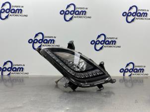 Gebruikte Mistlamp links-voor Hyundai i20 1.2i 16V Prijs € 350,00 Margeregeling aangeboden door Gebr Opdam B.V.