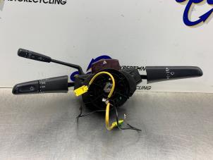 Gebruikte Combischakelaar Stuurkolom Mercedes ML I (163) 270 2.7 CDI 20V Prijs € 200,00 Margeregeling aangeboden door Gebr Opdam B.V.