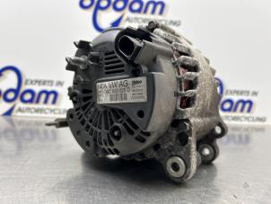 Alternator van een Volkswagen Golf VI (5K1) 1.4 TSI 122 16V 2010