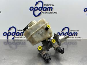 Gebruikte Hoofdremcilinder BMW 3 serie (E46/2C) 325 Ci 24V Prijs € 100,00 Margeregeling aangeboden door Gebr Opdam B.V.