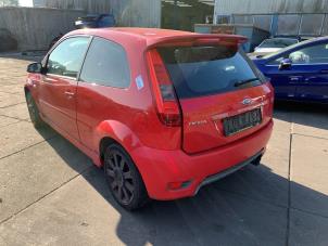 Gebruikte Achterlicht links Ford Fiesta 5 ST 2.0 16V ST150 Prijs € 20,00 Margeregeling aangeboden door Gebr Opdam B.V.