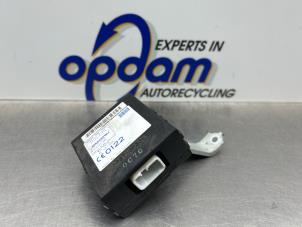 Gebruikte Centrale Deurvergrendelings Module Subaru Justy (M3) 1.0 12V DVVT Prijs € 35,00 Margeregeling aangeboden door Gebr Opdam B.V.