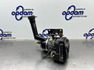 Gebruikte Stuurpomp Peugeot Partner (GC/GF/GG/GJ/GK) 1.6 HDI 90 16V Prijs € 150,00 Margeregeling aangeboden door Gebr Opdam B.V.