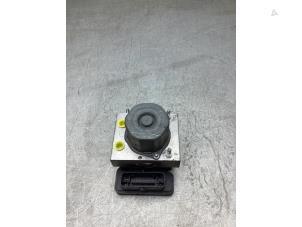 Gebruikte ABS Pomp Ford Transit Custom 2.2 TDCi 16V Prijs € 211,75 Inclusief btw aangeboden door Gebr Opdam B.V.