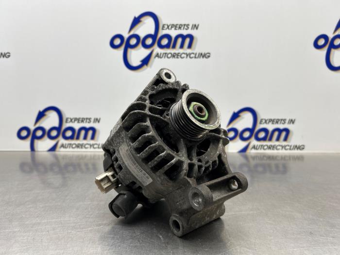 Gebruikte Alternator Ford Focus 2 Wagon 1.4 16V Prijs € 75,00 Margeregeling aangeboden door Gebr Opdam B.V.