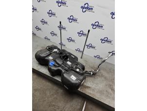 Gebruikte Brandstoftank Ford Transit Custom 2.0 EcoBlue 170 Prijs € 393,25 Inclusief btw aangeboden door Gebr Opdam B.V.