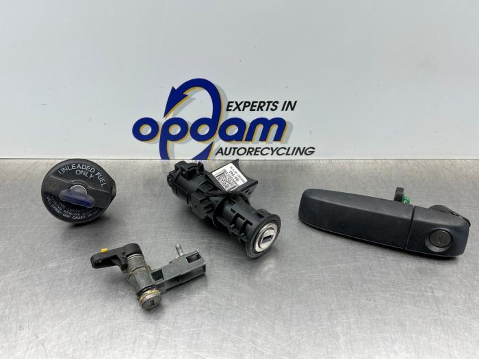 Slotenset Cilinder (compleet) van een Fiat Panda (169) 1.2 Fire 2004