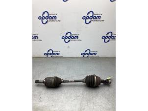 Gebruikte Aandrijfas links-voor Mercedes GLE AMG Coupe (C292) 3.0 43 AMG V6 24V Turbo 4-Matic Prijs € 350,00 Margeregeling aangeboden door Gebr Opdam B.V.